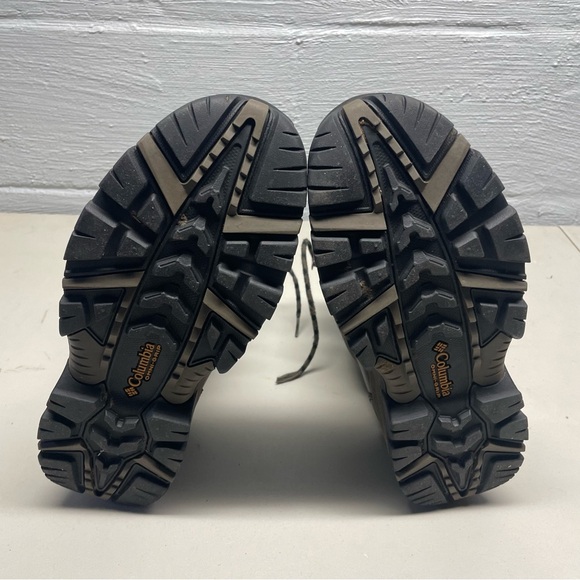 Men’s Columbia Winter Hiking boots - Picture 11 of 12